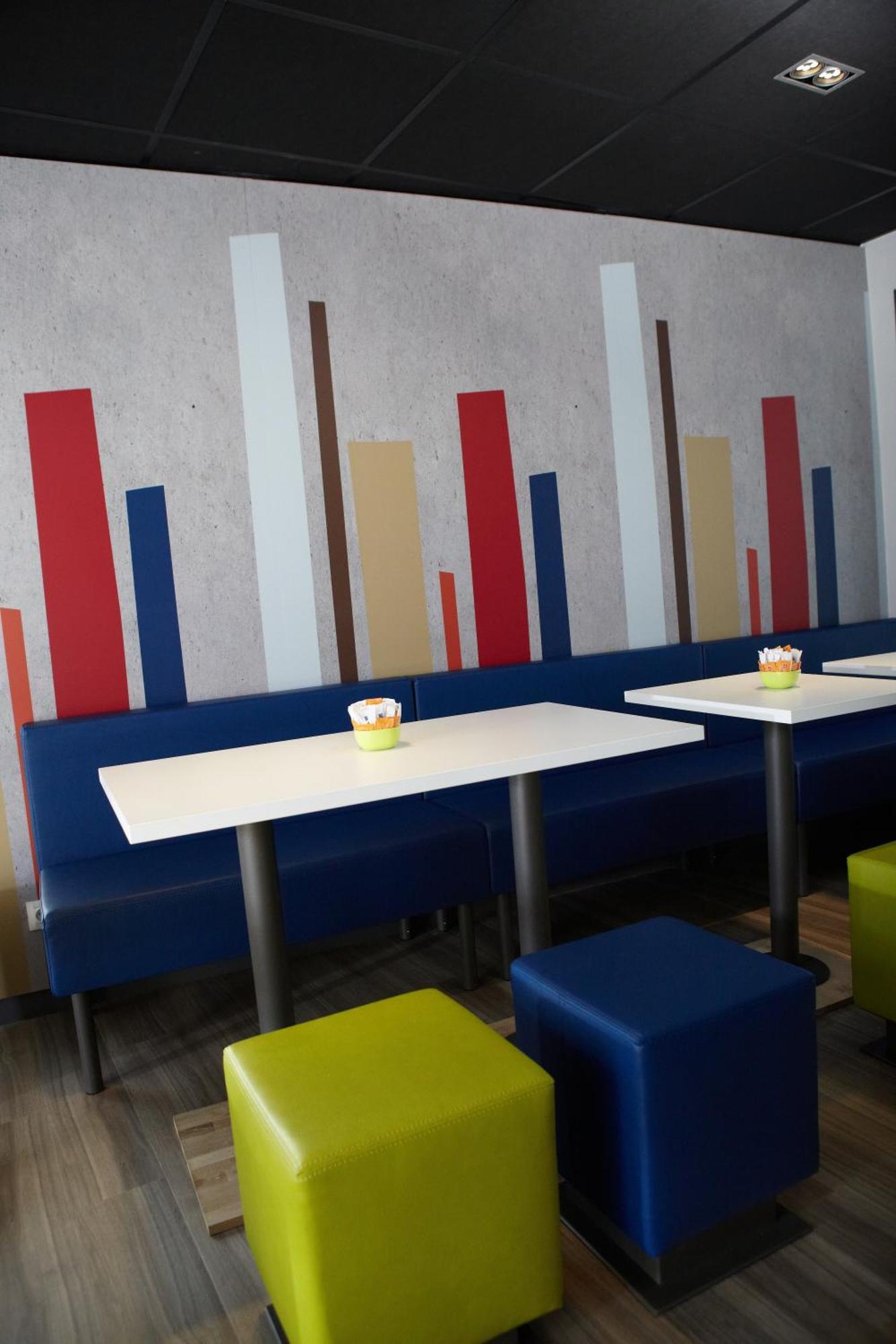 Ibis Budget Pontarlier Luaran gambar