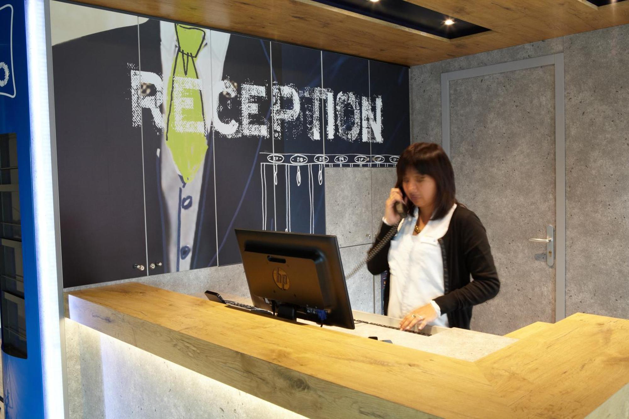 Ibis Budget Pontarlier Luaran gambar